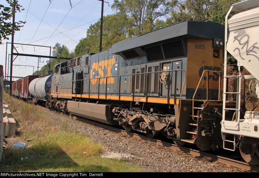 CSX 885 dpu on Q404